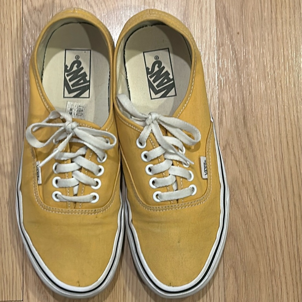 Vans Authentic Unisex Canvas Sneakers Size Women’s 9.5 Men’s Size 8